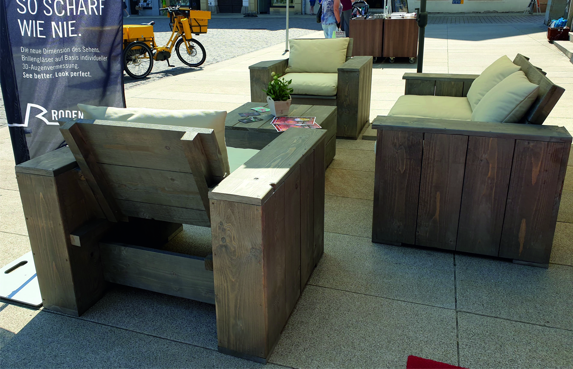 Bauholz- Loungeset- mieten bei eventTIME, der Partyausstatter Bauholz- Loungeset- mieten bei eventTIME, der Partyausstatter