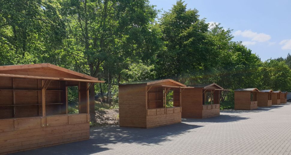 Holzhütte mieten bei eventTime, Deinem Markthütten-Shop, unkompliziert online bestellen Holzhütte mieten bei eventTime, Deinem Markthütten-Shop, unkompliziert online bestellen