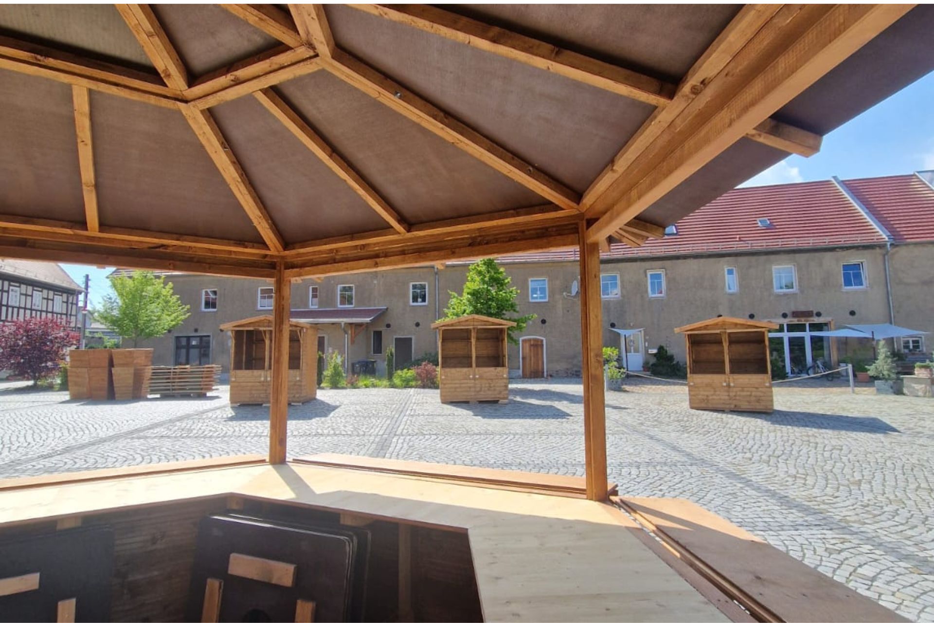 Pavillon in 6-Eck-Form konfigurieren im Markthuetten-Shop