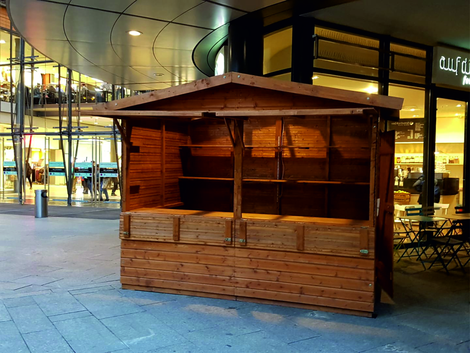 Holz Markthuette- selbst entwerfen im Markthuetten- Shop Holz Markthuette- selbst entwerfen im Markthuetten- Shop
