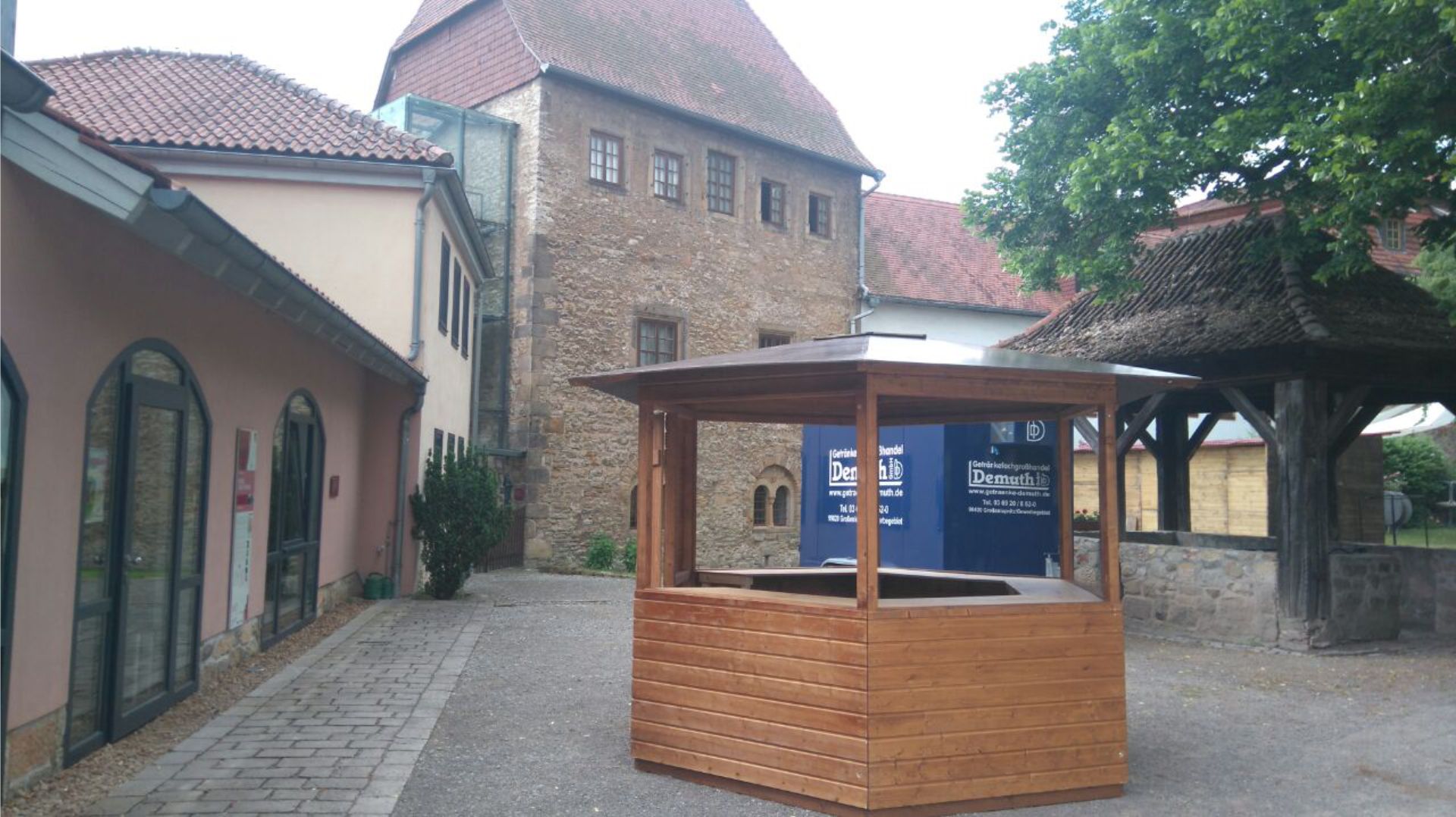 Sechseck- Pavillon- Verkaufsstand 3m- mieten bei evenTTIME, der Partyausstatter Sechseck- Pavillon- Verkaufsstand 3m- mieten bei evenTTIME, der Partyausstatter